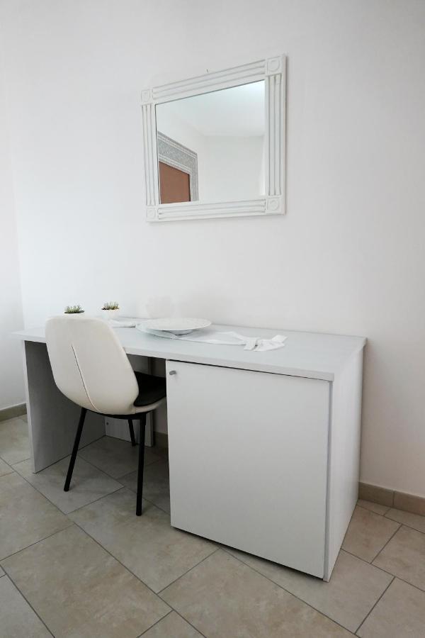 Gli Zii Di Sicilia Bed & Breakfast Racalmuto Екстериор снимка