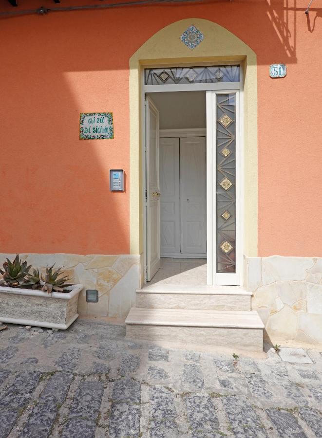 Gli Zii Di Sicilia Bed & Breakfast Racalmuto Екстериор снимка