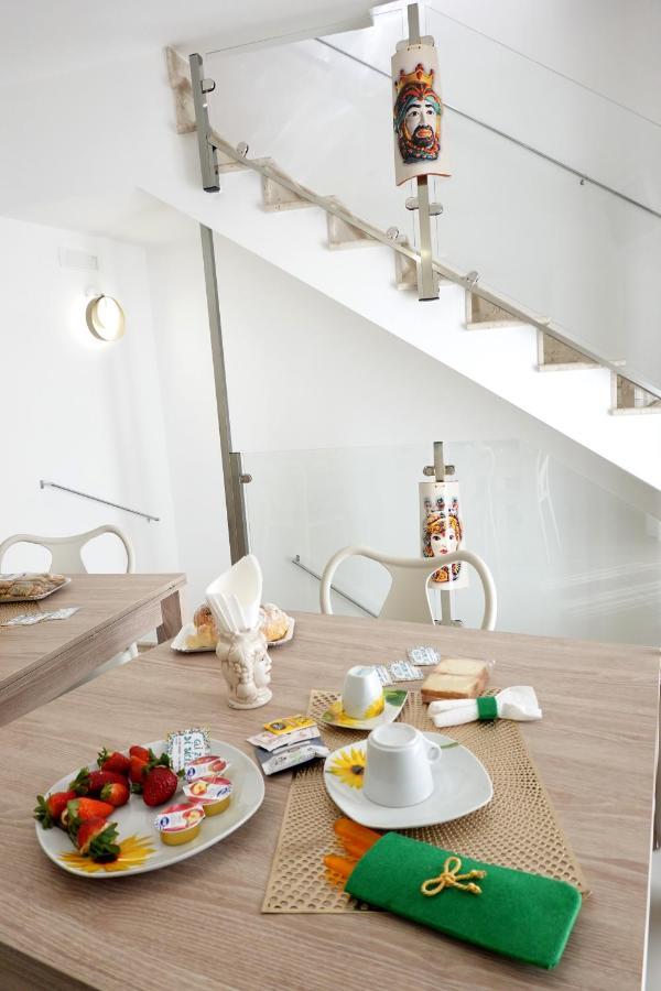 Gli Zii Di Sicilia Bed & Breakfast Racalmuto Екстериор снимка